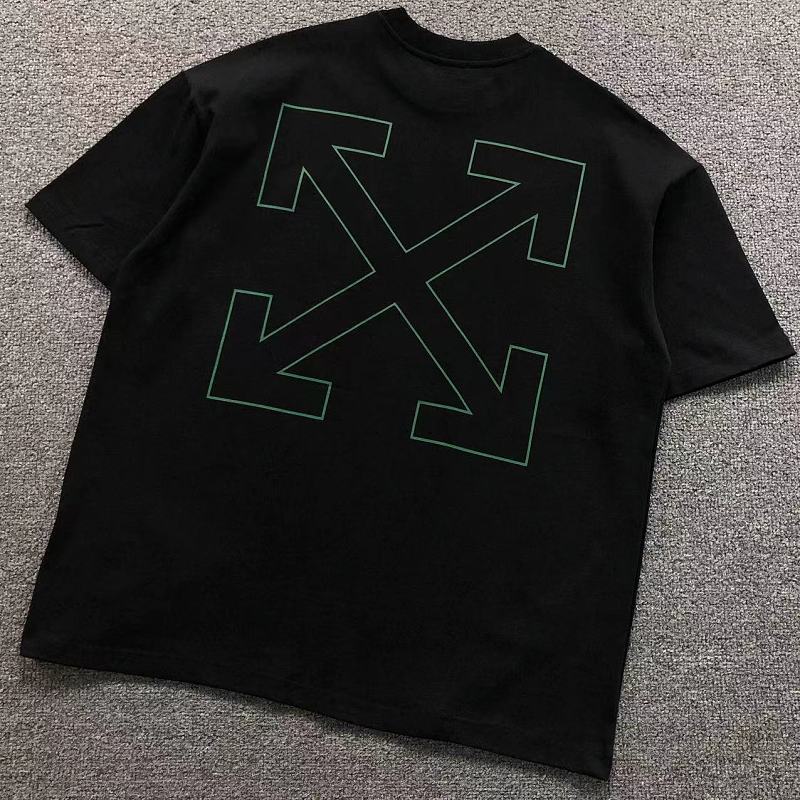 OFF-WHITE T-SHIRT 42051430165（im 170cm 60kg i wear size S in the phot）