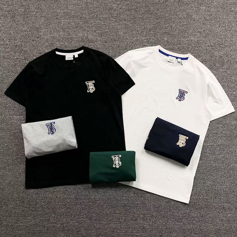 BURBERRY T-SHIRT 215090101（im 170cm 60kg i wear size S in the phot)