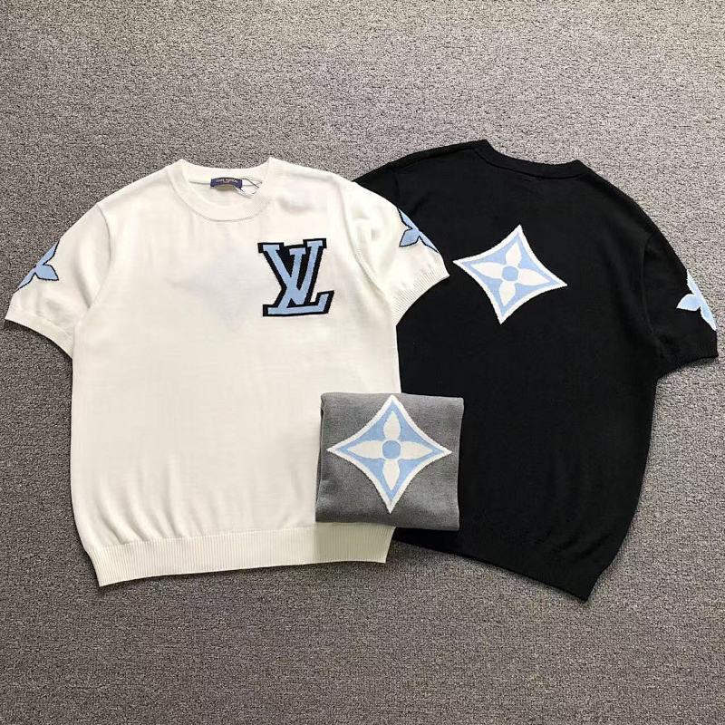 LV T-SHIRT 42030217156（im 172cm 55kg i wear size M in the phot）