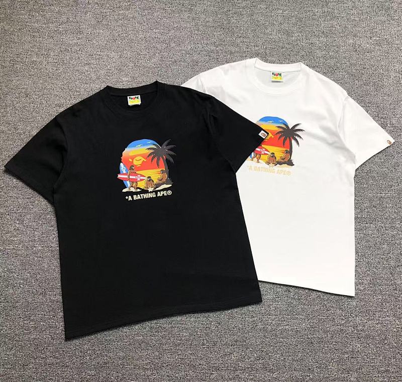 BAPE T-SHIRT 1103010431（im 170cm 55kg i wear size L in the phot）