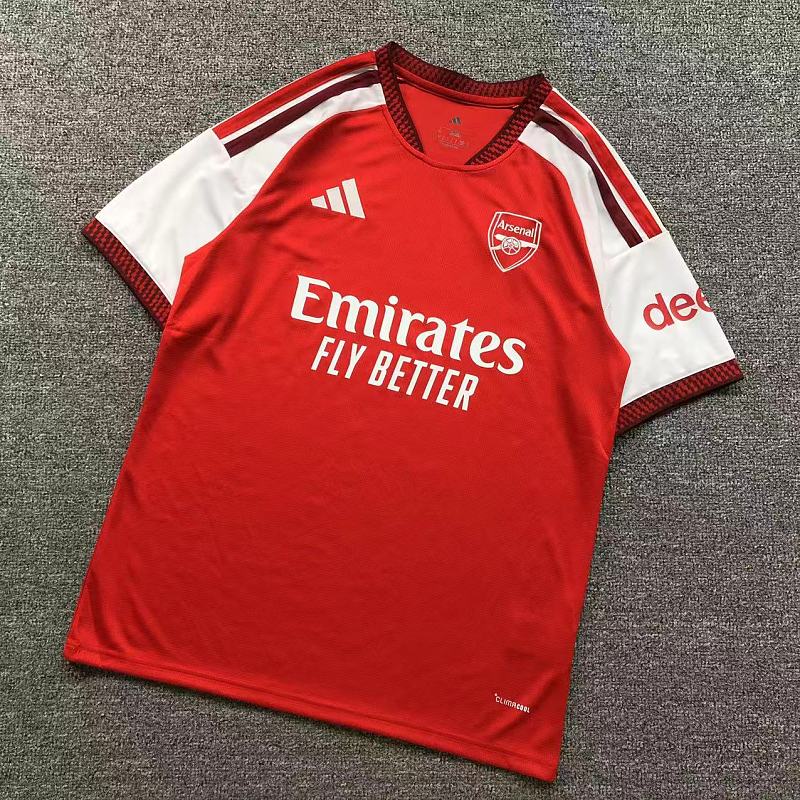 FOOTBALL T-SHIRT 125911002（im 170cm 60kg i wear size L in the phot）