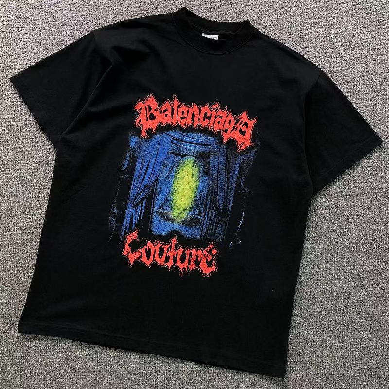 BALENCIAGA T-SHIRT 1242009159（im 170cm 60kg i wear size XS in the phot）