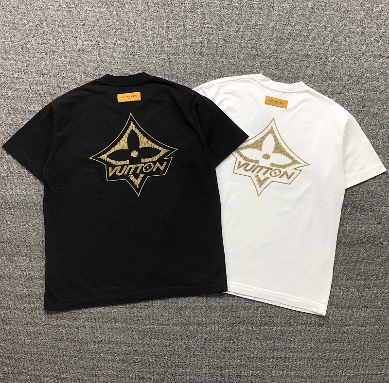 LV T-SHIRT 5232401147（im 170cm 60kg i wear size L in the phot）