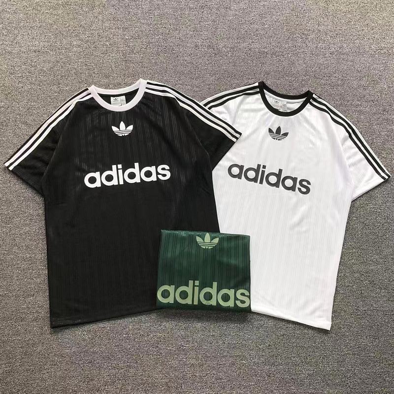 ADIDAS T-SHIRT 4206011277（im 170cm 60kg i wear size S in the phot）