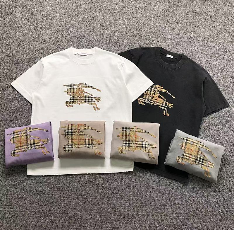 BURBERRY T-SHIRT 521160481（im 170cm 60kg i wear size M in the phot）
