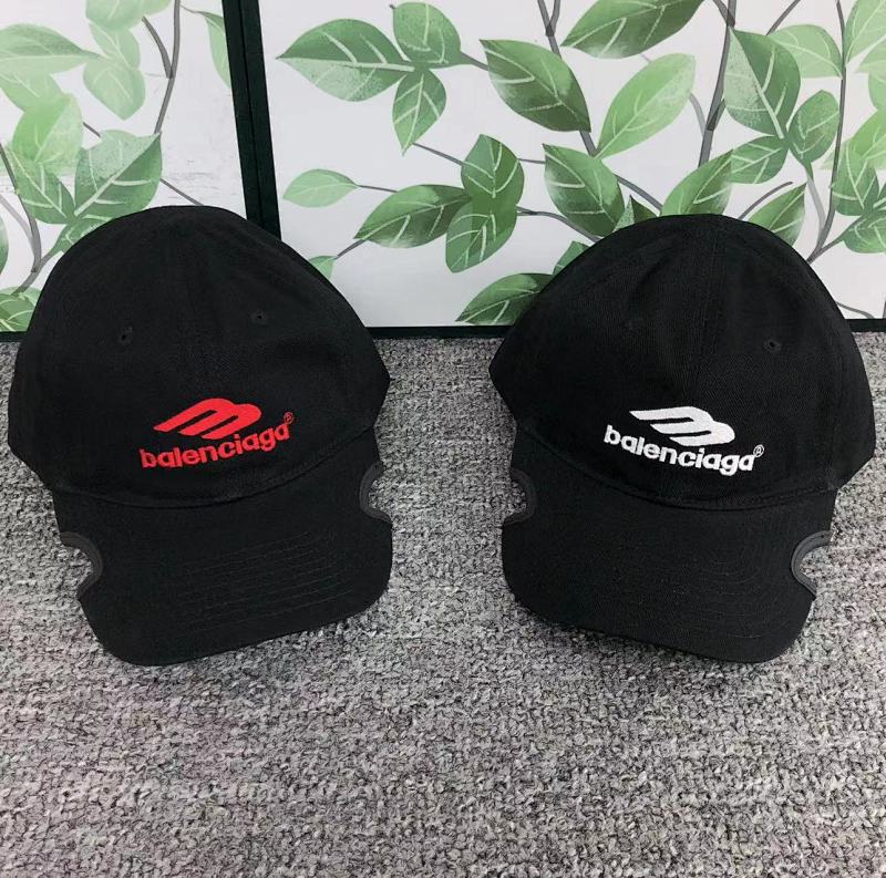 BALENCIAGA HAT 3103100343
