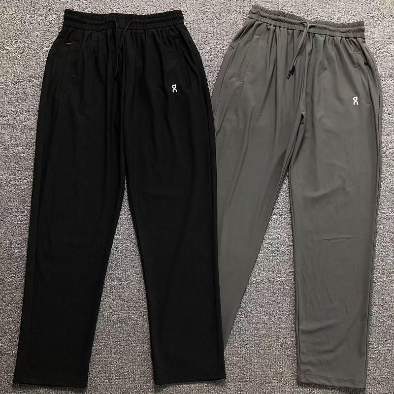 ON TROUSERS 52070102147（im 170cm 60kg i wear size XL in the phot）