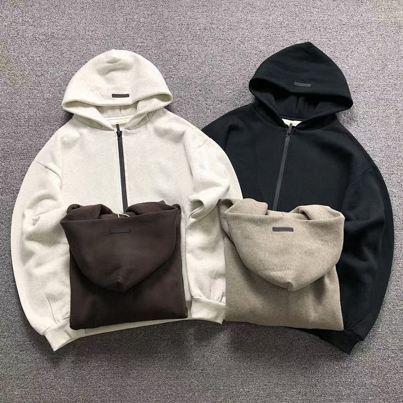 FOG HOODIE 3201280117（im 170cm 60kg i wear size S in the phot）