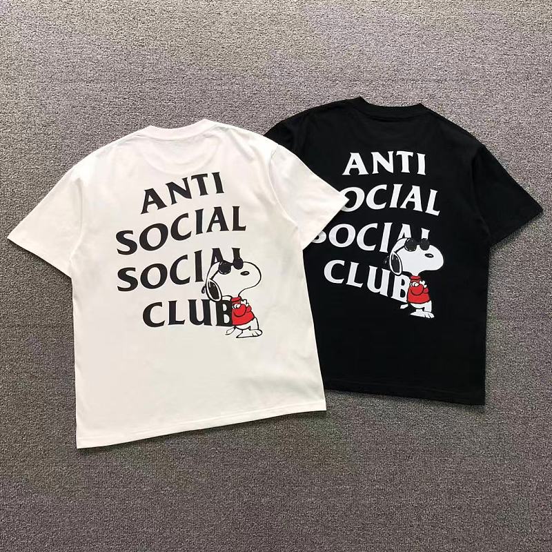 ANTI SOCIAL SOCIAL CLUB T-SHIRT 2206211602（im 170cm 60kg i wear size M in the phot）