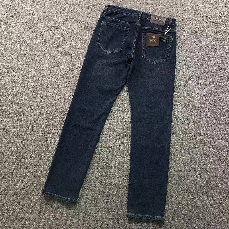 TOM FORD TROUSERS 2207221601（im 170cm 60kg i wear size 32 in the phot）