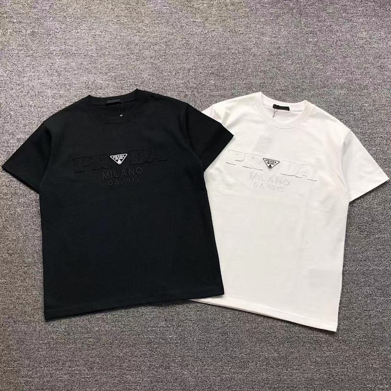 PRADA T-SHIRT 3109300917（im 170cm 60kg i wear size S in the phot）