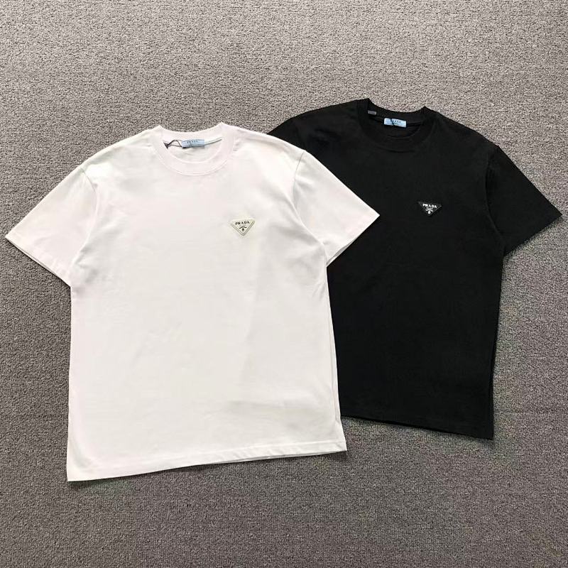 PRADA T-SHIRT 3203051421（im 170cm 60kg i wear size S in the phot）