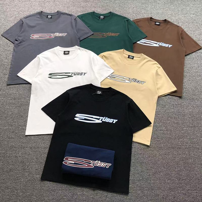 STUSSY T-SHIRT 1111220102（im 170cm 60kg i wear size M in the phot）