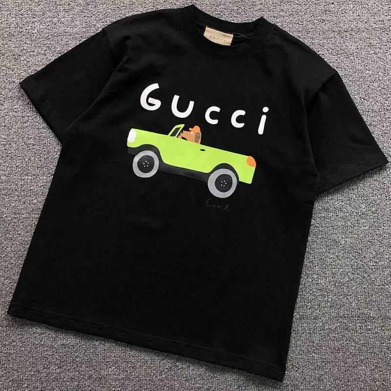 GUCCI T-SHIRT 5231975101（im 170cm 60kg i wear size S in the phot）