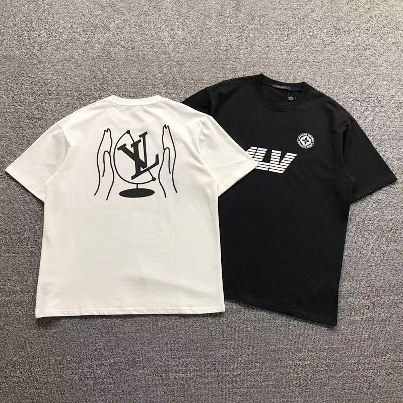 LV T-SHIRT 214302315（im 170cm 60kg i wear size XL in the phot）