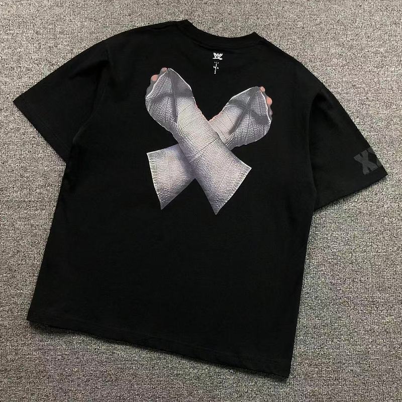 TRAVIS SCOTT T-SHIRT 3204155617（im 170cm 60kg i wear size S in the phot）