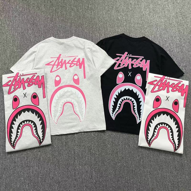 BAPE STUSSY T-SHIRT 411181142（im 170cm 57kg i wear size S in the phot）