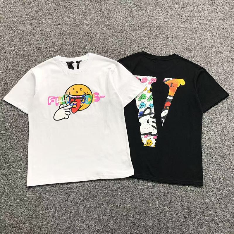 VLONE T-SHIRT 504158991 （im 170cm 60kg i wear size S in the phot）