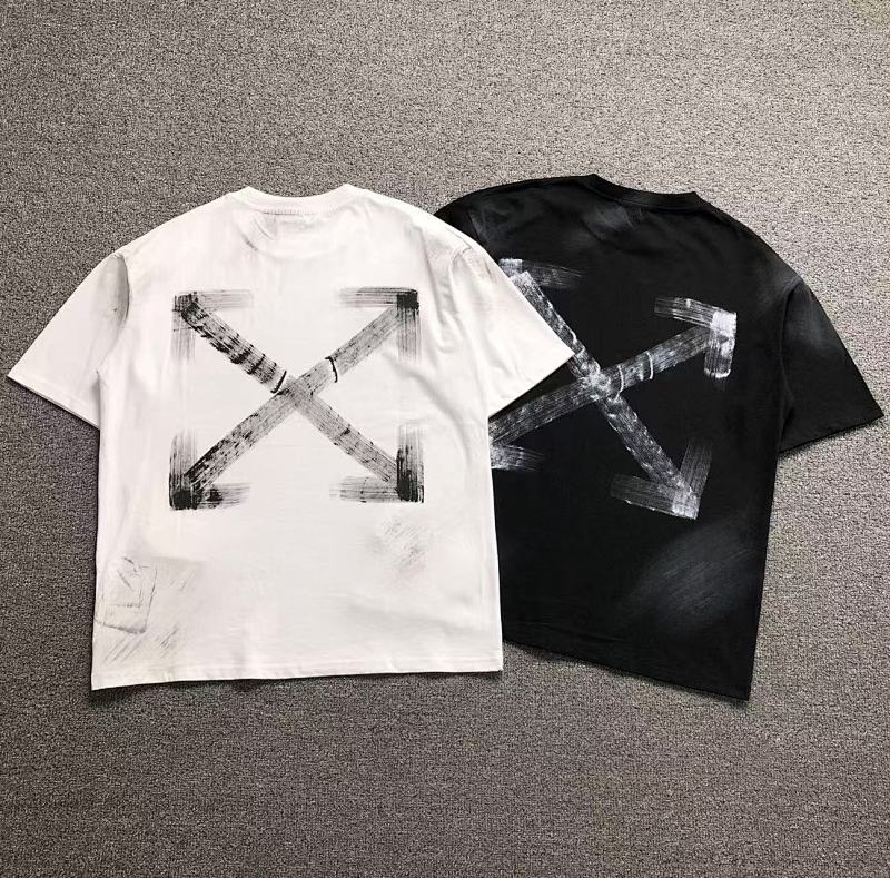 OFF-WHITE T-SHIRT 523243919（im 170cm 60kg i wear size M in the phot）