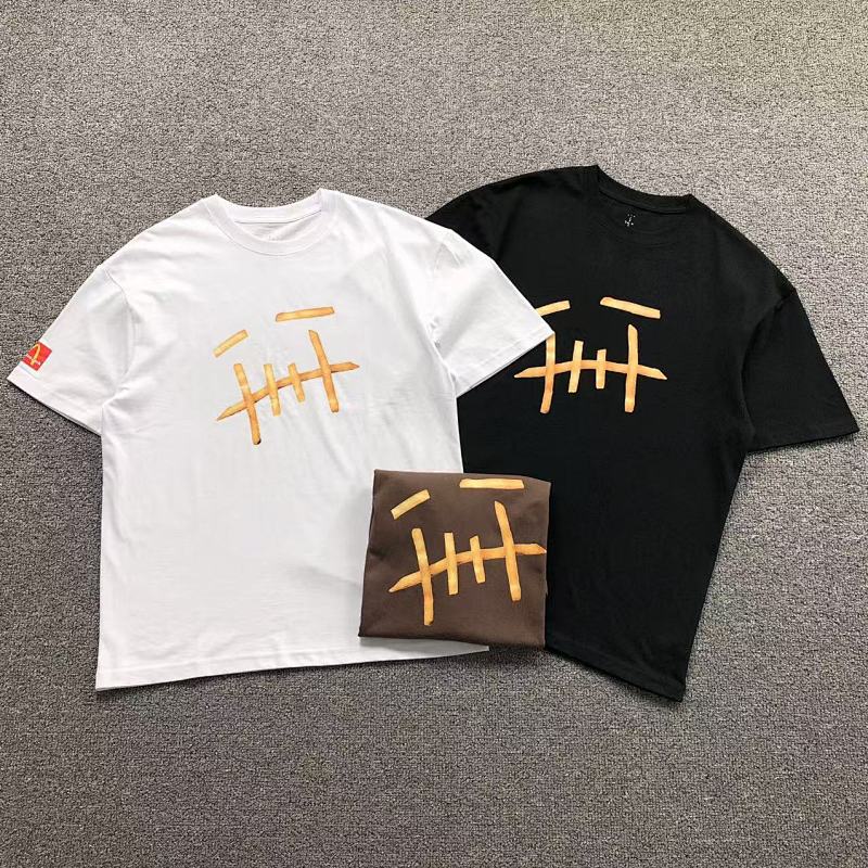 TRAVIS SCOTT MCDONALD T-SHIRT 5052110491（im 170cm 60kg i wear size S in the phot）