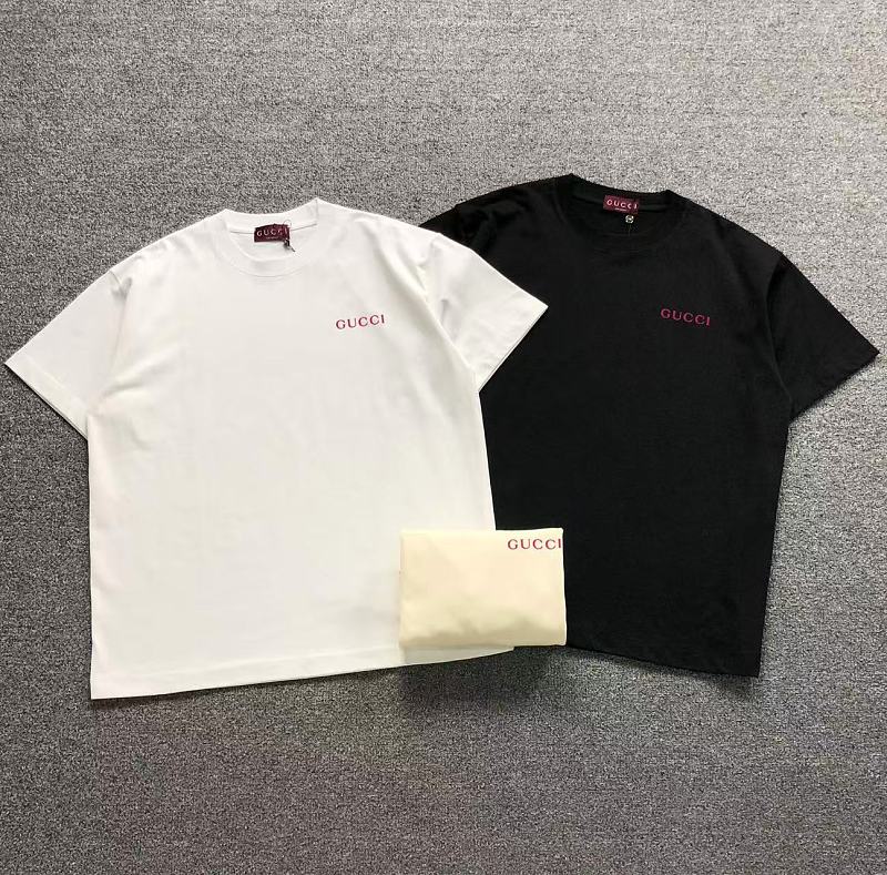 GUCCI T-SHIRT 42061608133（im 170cm 60kg i wear size 2XL in the phot）