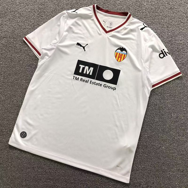 FOOTBALL T-SHIRT 1262213002（im 170cm 60kg i wear size L in the phot）