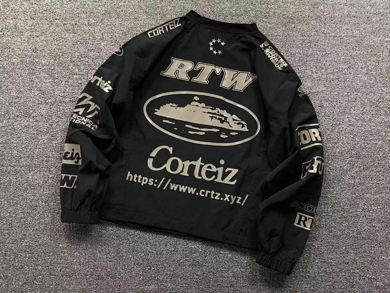 CORTEIZ LONG SLEEVED 1110030734（im 170cm 60kg i wear size S in the phot）