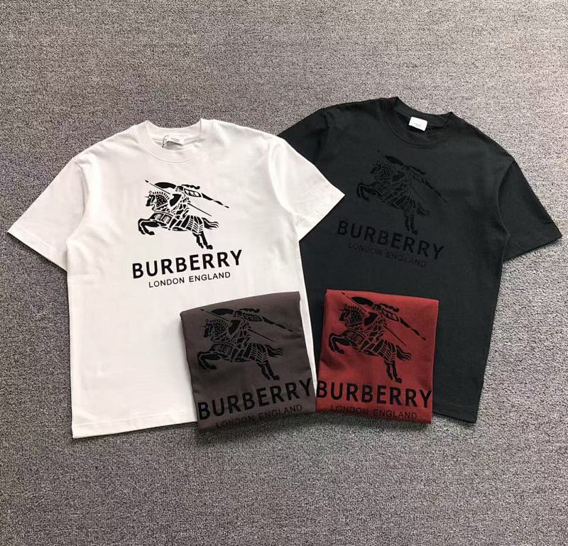 BURBERRY T-SHIRT 413310521（im 170cm 60kg i wear size M in the phot）