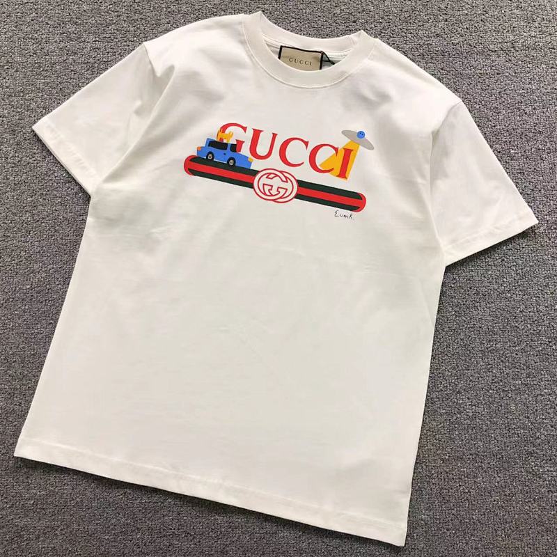 GUCCI T-SHIRT 5231971101（im 170cm 60kg i wear size S in the phot）