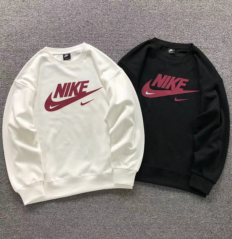 NIKE HOODIE 2111103601（im 170cm 60kg i wear size L in the phot）