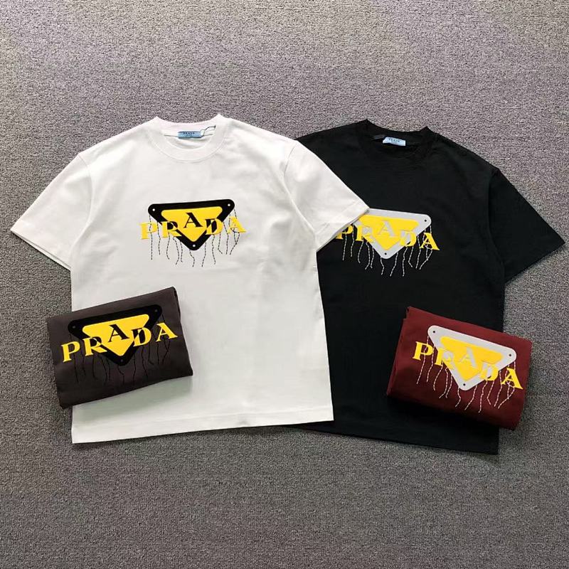PRADA T-SHIRT 5212404147（im 170cm 60kg i wear size M in the phot）