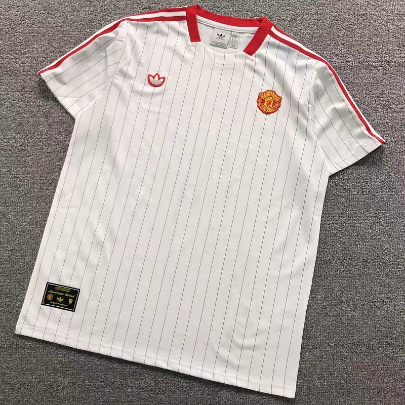 FOOTBALL T-SHIRT 1242416002（im 170cm 60kg i wear size XL in the phot）