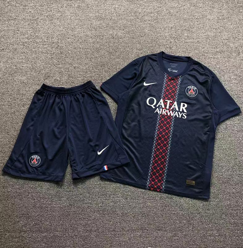 FOOTBALL T-SHIRT SHORTS 11100705002（im 170cm 60kg i wear size L in the phot）