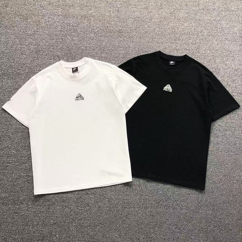 NIKE ACG T-SHIRT 4207132001（im 170cm 60kg i wear size S in the phot）