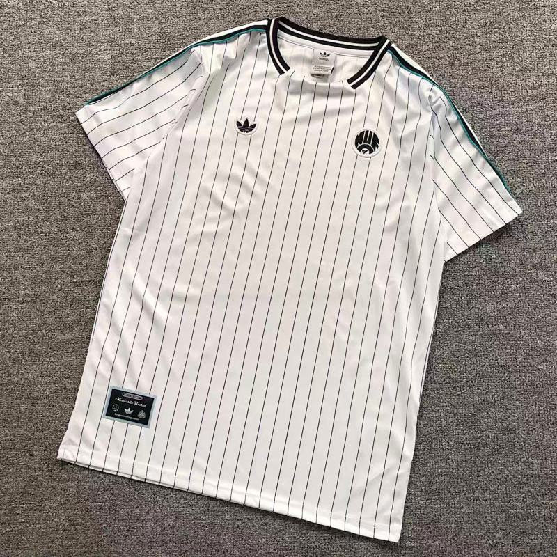 FOOTBALL T-SHIRT 11100722002（im 170cm 60kg i wear size L in the phot）