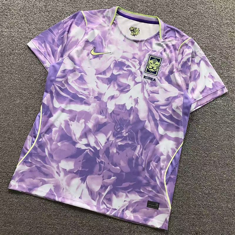 FOOTBALL T-SHIRT 1242431002（im 170cm 60kg i wear size L in the phot）