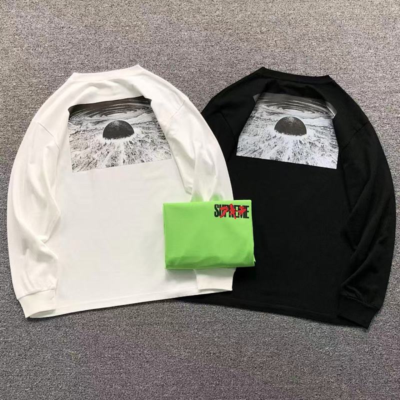 SUPREME LONG SLEEVED 1110290602 （im 170cm 60kg i wear size L in the phot）