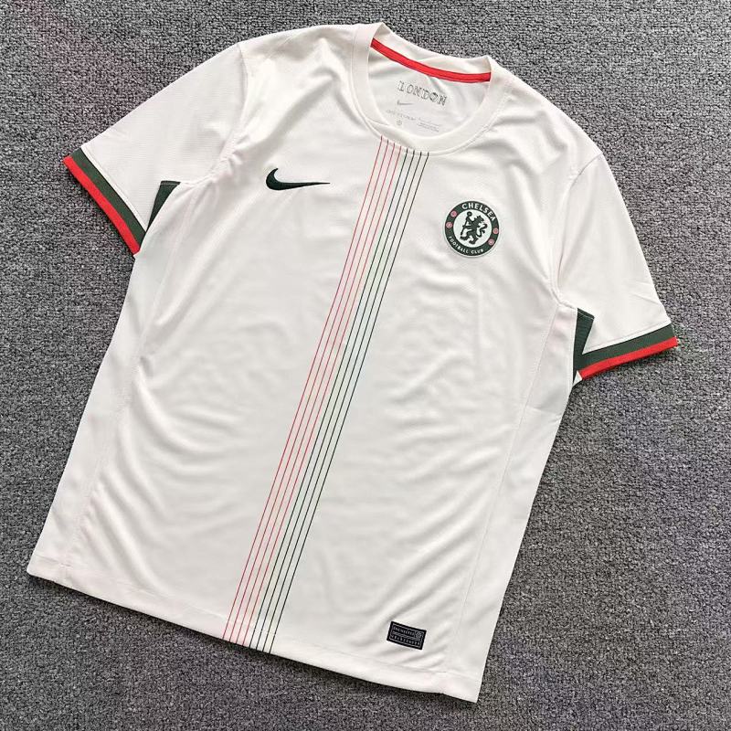 FOOTBALL T-SHIRT 2132215002（im 170cm 60kg i wear size M in the phot）