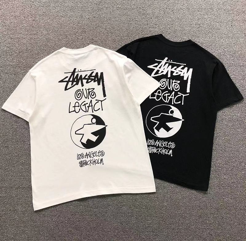 STUSSY T-SHIRT 22052537001（im 170cm 60kg i wear size M in the phot）