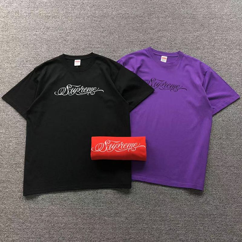 SUPREME T-SHIRT 215300402（im 170cm 60kg i wear size XL in the phot）