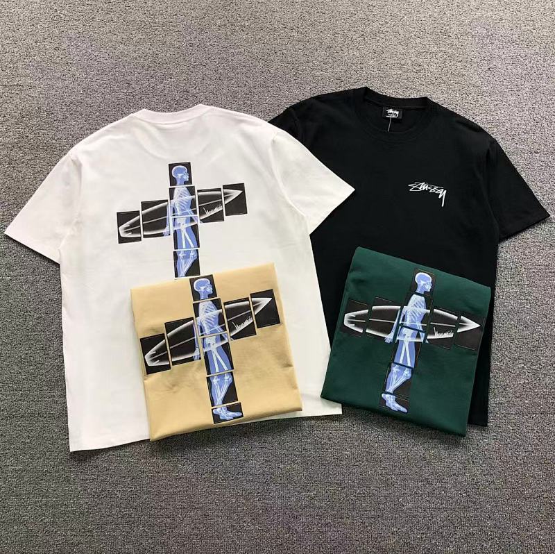 STUSSY T-SHIRT 1109051602（im 170cm 60kg i wear size L in the phot）