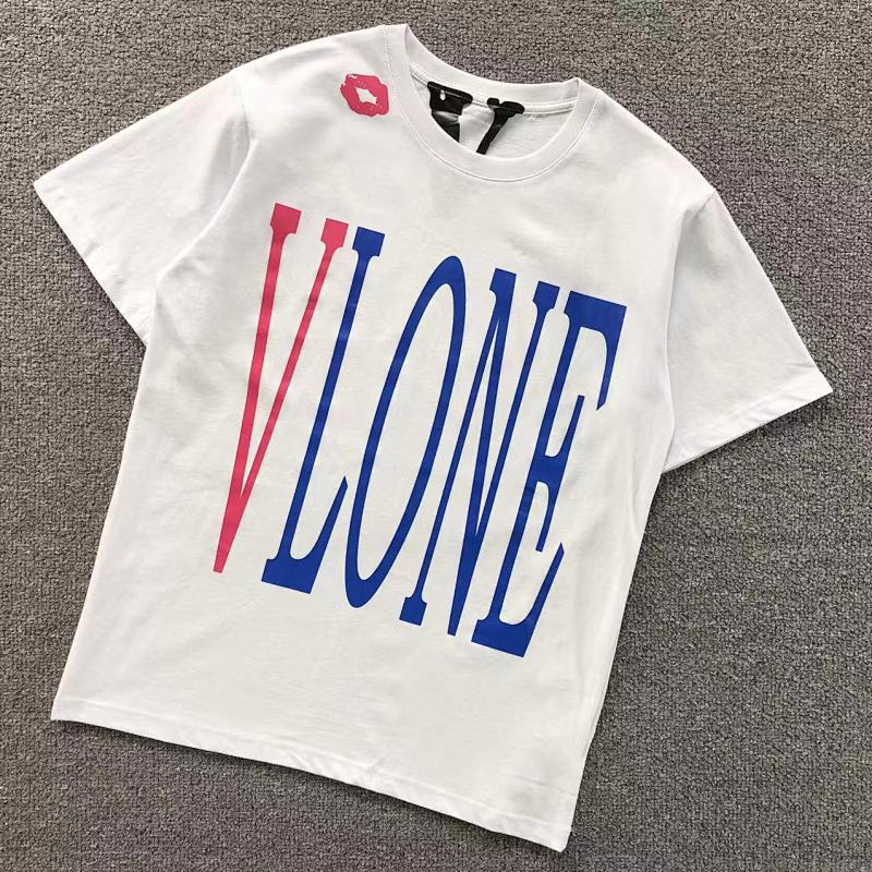 VLONE T-SHIRT 56120691（im 170cm 60kg i wear size S in the phot）