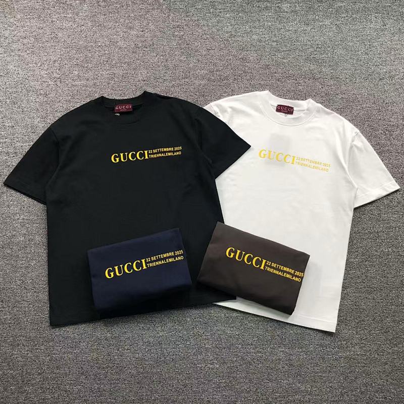 GUCCI T-SHIRT 592204147（im 170cm 60kg i wear size M in the phot）