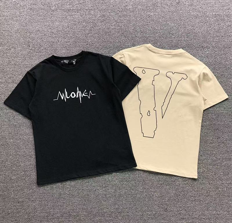 VLONE T-SHIRT 504143391（im 170cm 60kg i wear size S in the phot）
