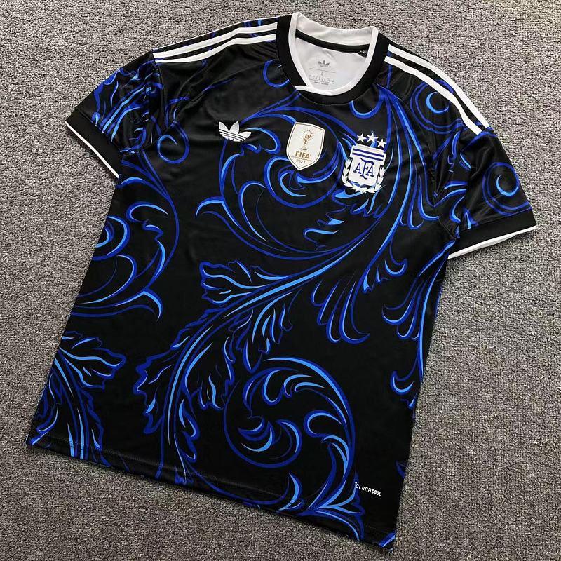 FOOTBALL T-SHIRT 1242430002（im 170cm 60kg i wear size L in the phot）