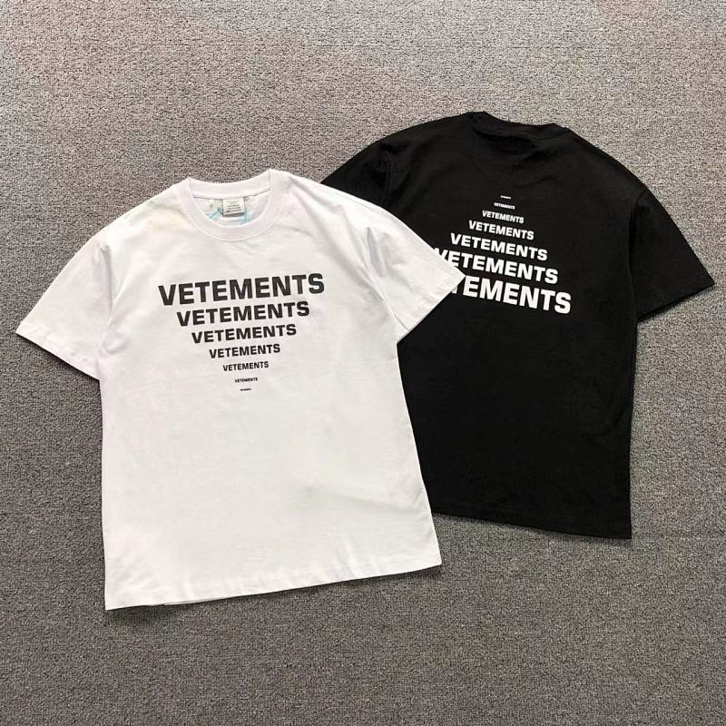 VETEMENTS T-SHIRT 41081206145（im 170cm 60kg i wear size S in the phot）
