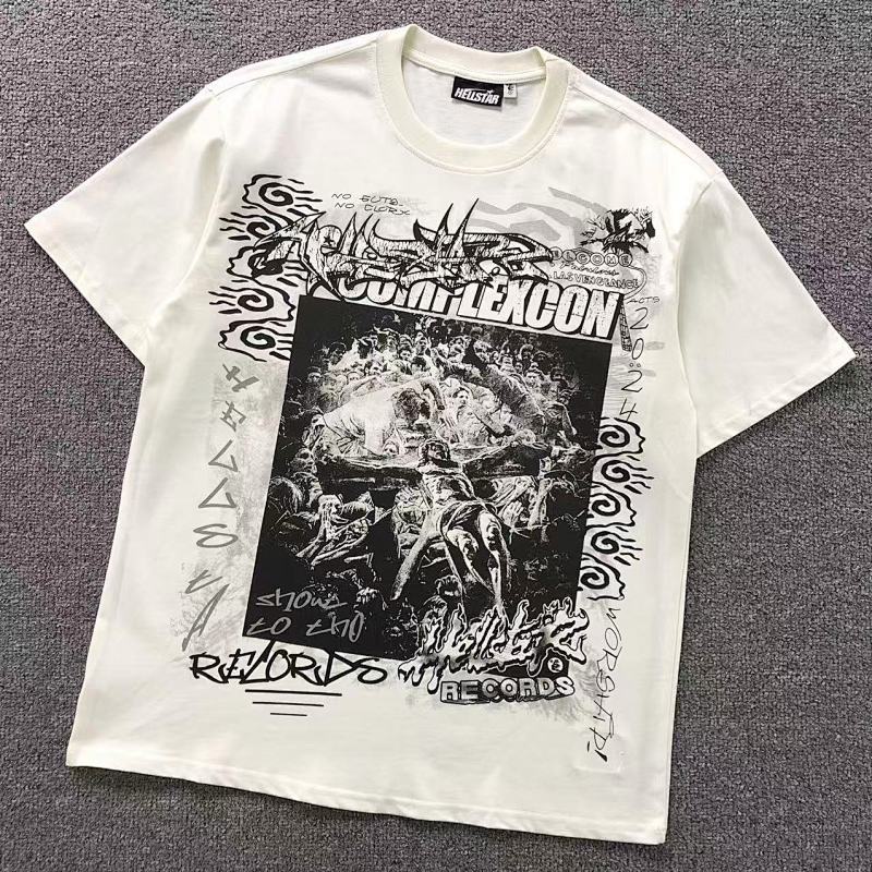 HELLSTAR T-SHIRT 3204071017（im 170cm 60kg i wear size S in the phot）
