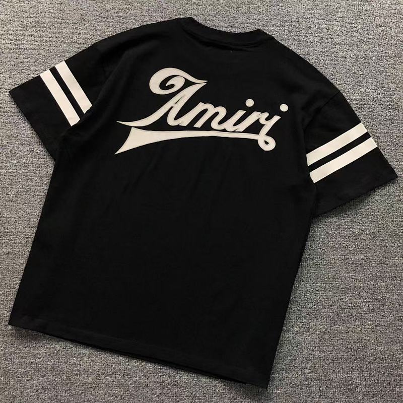 AMIRI T-SHIRT 3110200517（im 170cm 60kg i wear size S in the phot）