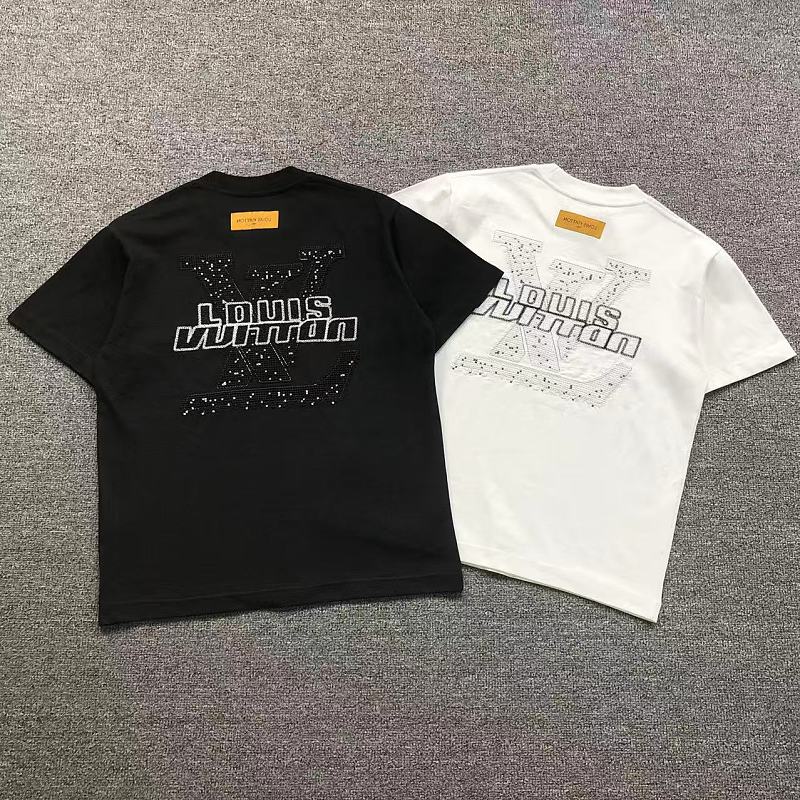 LV T-SHIRT 525221381（im 170cm 60kg i wear size S in the phot）