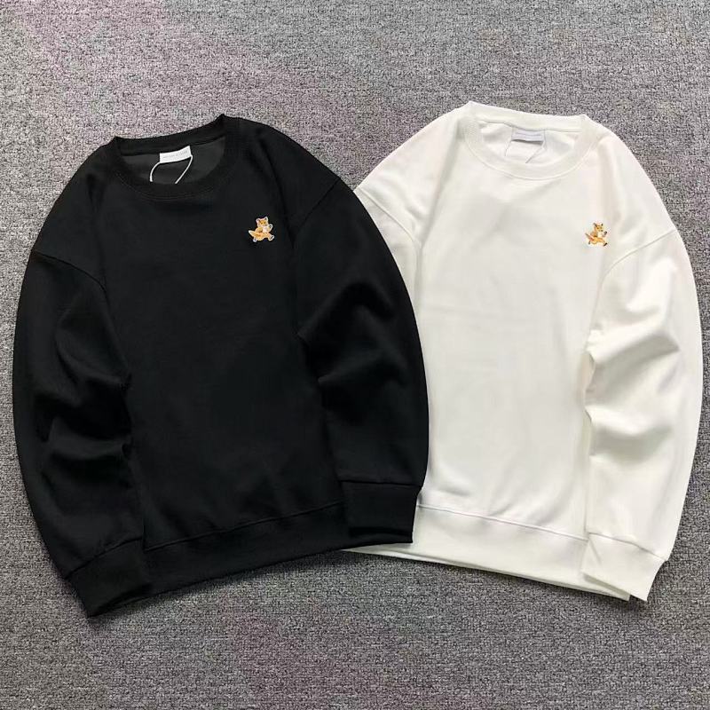 MAISON KITSUNE HOODIE 2110241801 （im 170cm 60kg i wear size L in the phot）